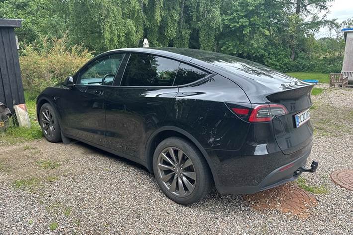 undefined Tesla Model Y fra 2021