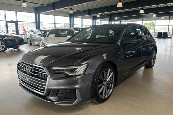 Grå Audi A6 fra 2021