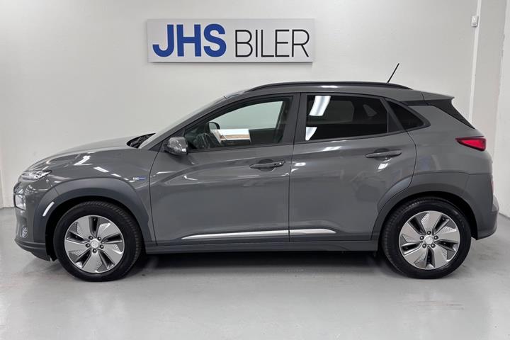 Grå Hyundai Kona fra 2019
