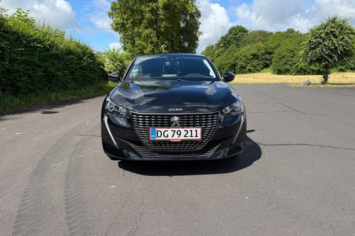 Sort Peugeot 208 fra 2021