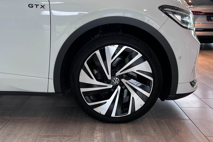 Hvid VW ID.4 fra 2023