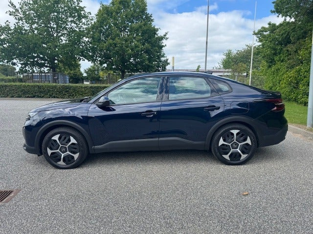 Blå Citroën ë-C4 X fra 2025