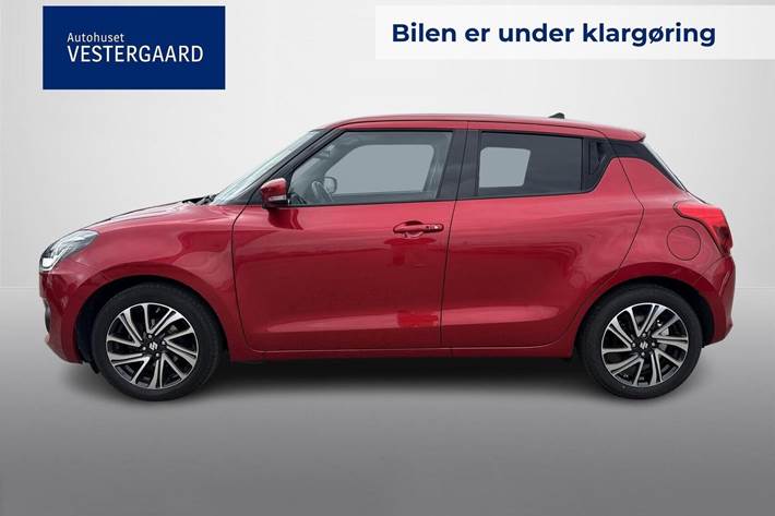 Rød Suzuki Swift fra 2022