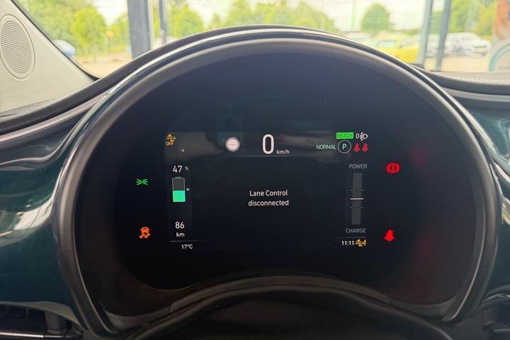 Blå Fiat 500e fra 2022