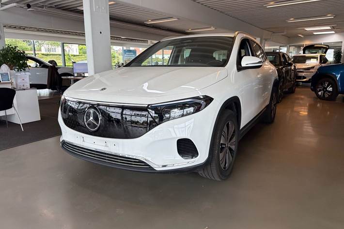 Hvid Mercedes EQA250+ fra 2025