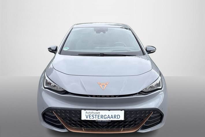 Grå Cupra Born fra 2023