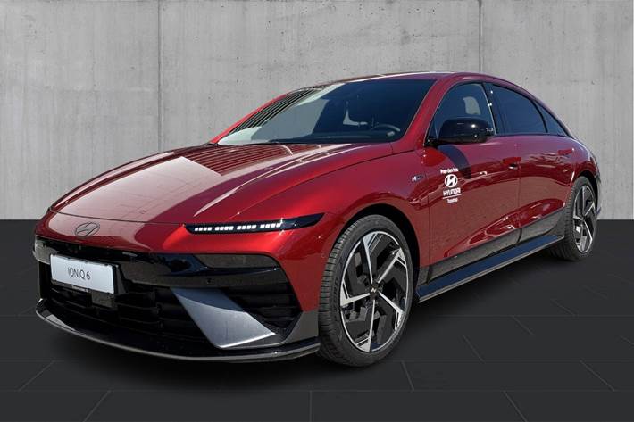 Rød Hyundai Ioniq 6 fra 2026