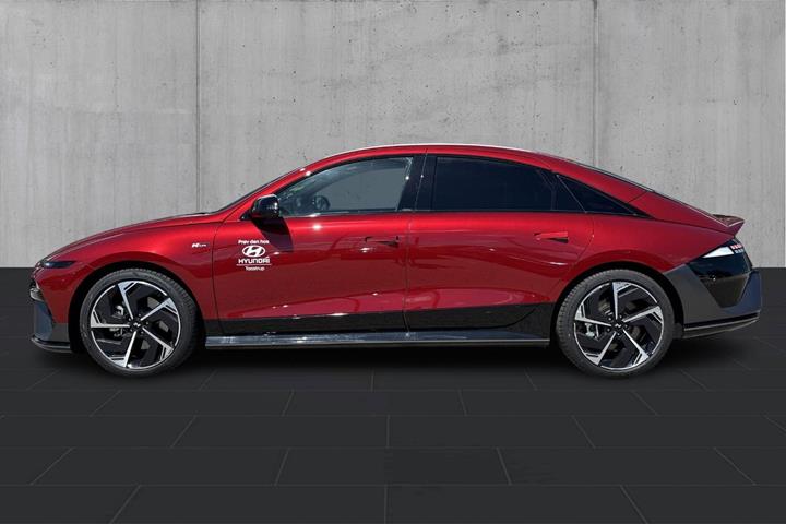 Rød Hyundai Ioniq 6 fra 2026