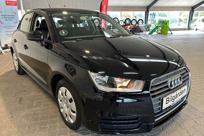 Sort Audi A1 fra 2016
