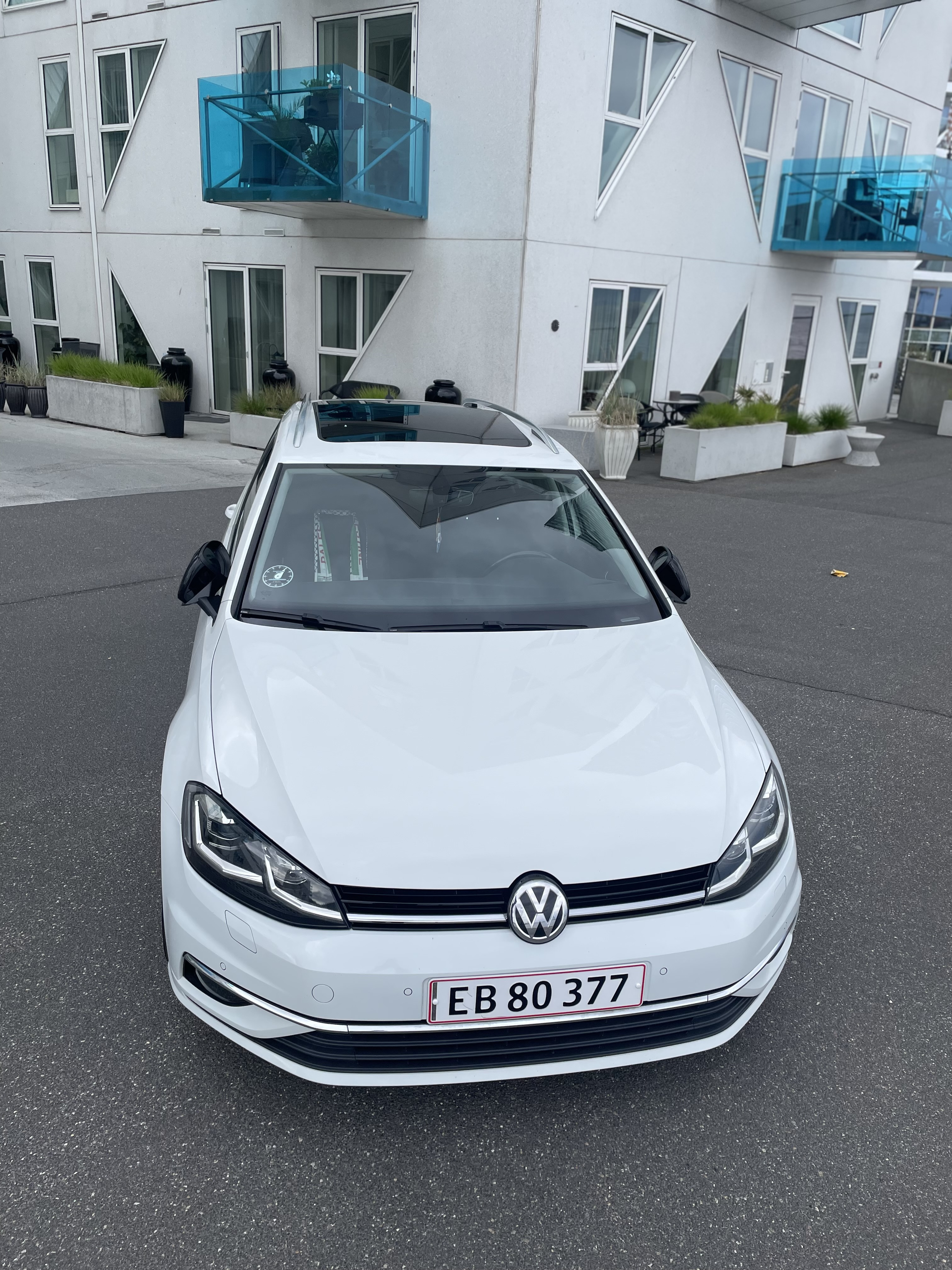 Hvid VW Golf fra 2017
