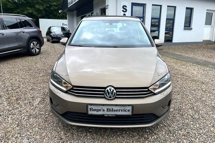 Brun VW Golf Sportsvan fra 2016