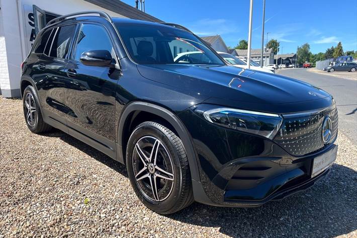 Sort Mercedes EQB 250+ fra 2025