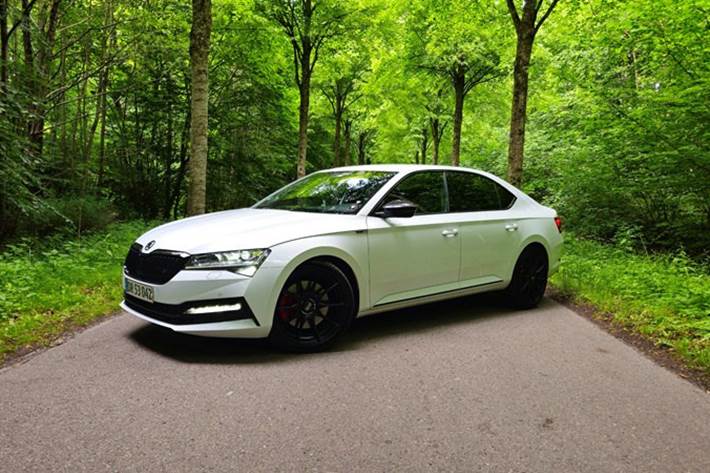 undefined Skoda Superb fra 2020