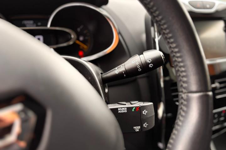 Sort Renault Clio IV fra 2014