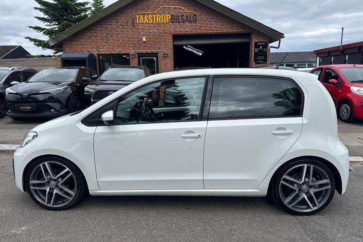 Hvid VW UP! fra 2018