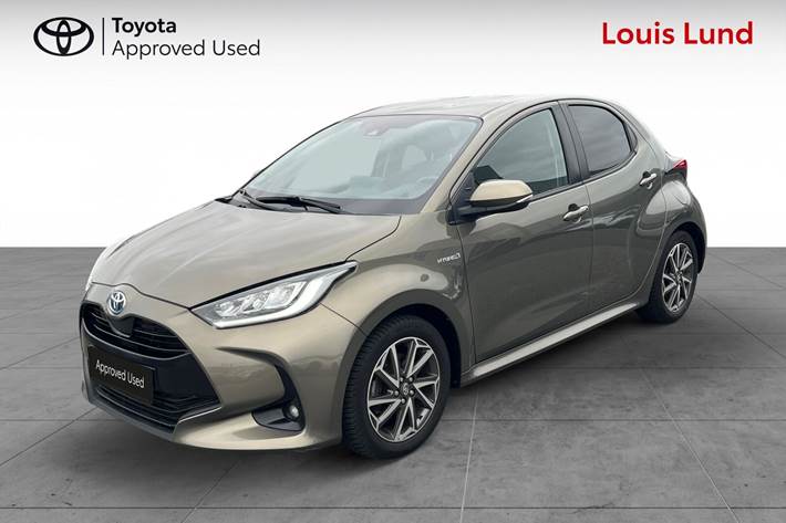 Bronze Toyota Yaris fra 2020