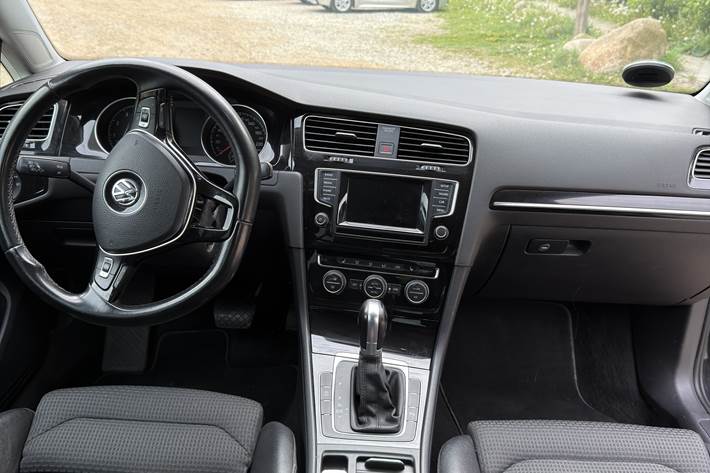 Sort VW Golf fra 2014