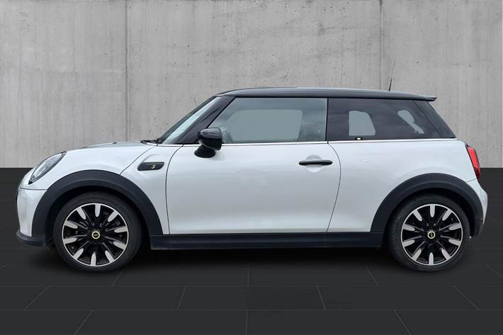 Hvid Mini Cooper SE fra 2022
