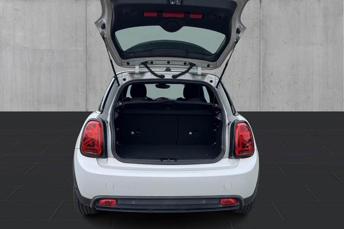 Hvid Mini Cooper SE fra 2022
