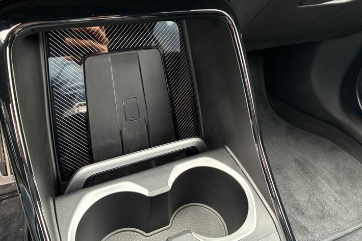 Grå BMW iX2 fra 2024