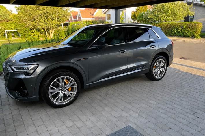 undefined Audi e-tron fra 2020