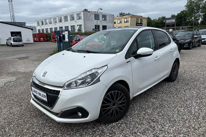 Hvid Peugeot 208 fra 2019