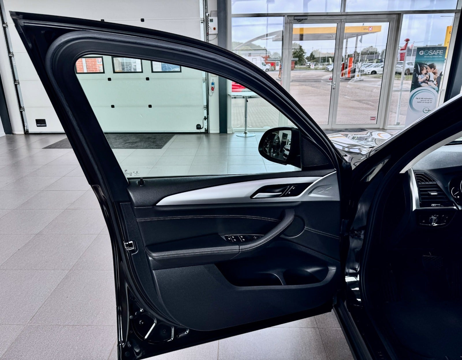 Sort BMW X3 fra 2018