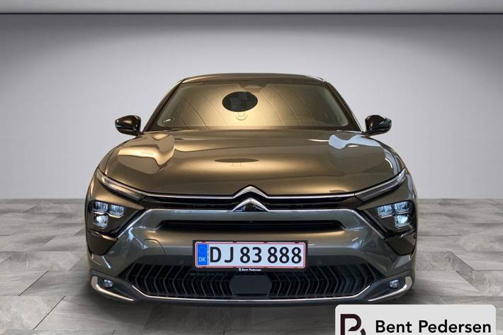Grå Citroën C5 X fra 2022