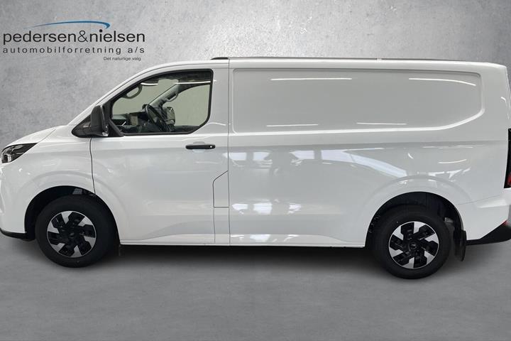 Hvid Ford E-Transit Custom fra 2026