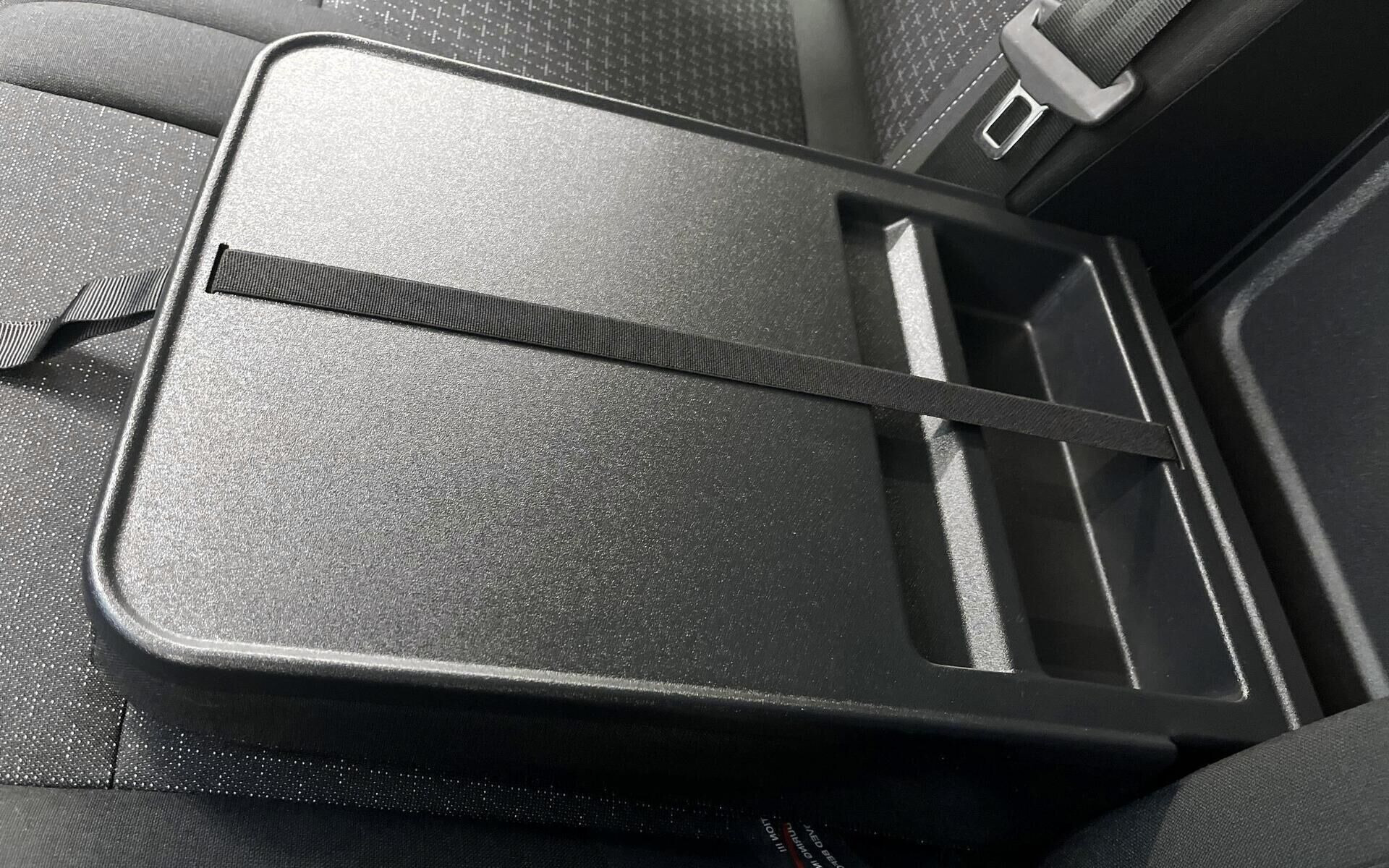 Hvid Ford E-Transit Custom fra 2026