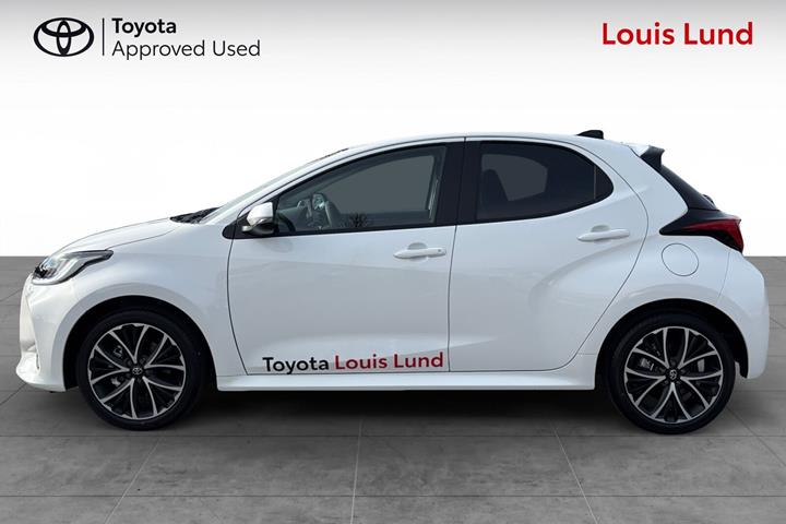Hvid Toyota Yaris fra 2026