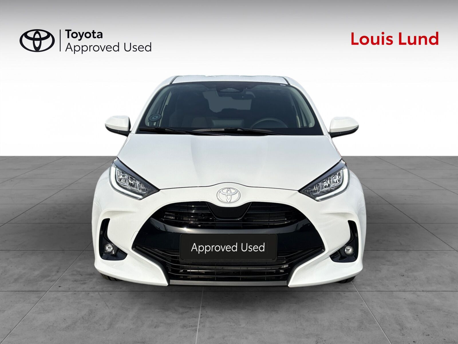 Hvid Toyota Yaris fra 2026