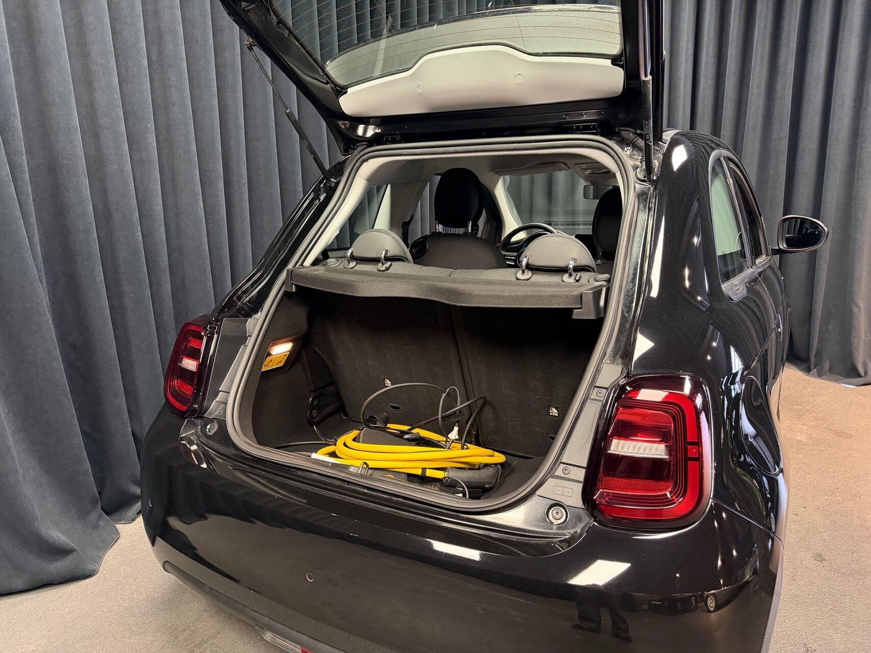 Sort Fiat 500e fra 2023