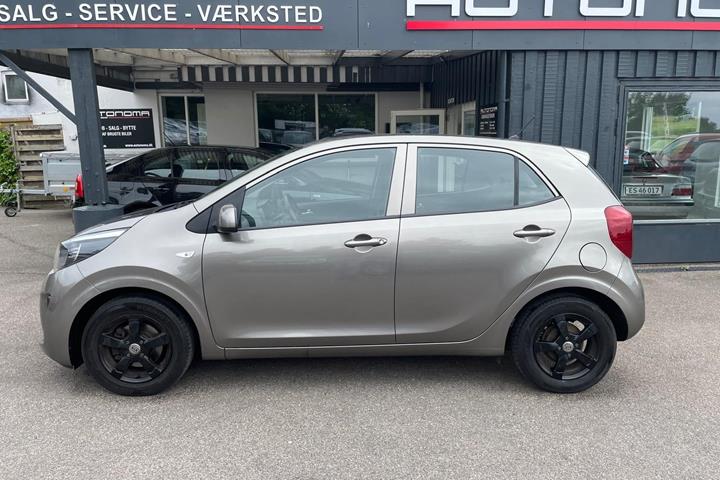 Orange Kia Picanto fra 2018