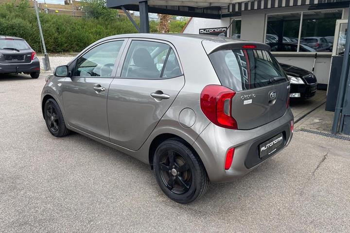 Orange Kia Picanto fra 2018