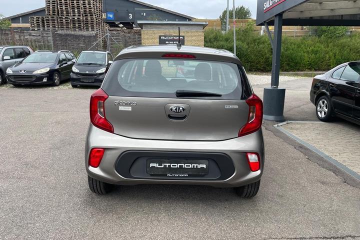 Orange Kia Picanto fra 2018