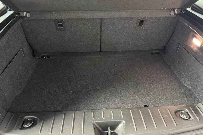 Sort BMW i3 fra 2019