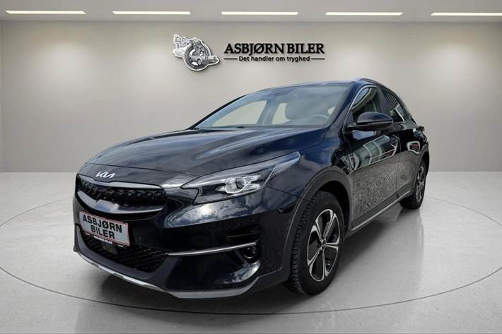 Sort Kia XCeed fra 2022 set udefra