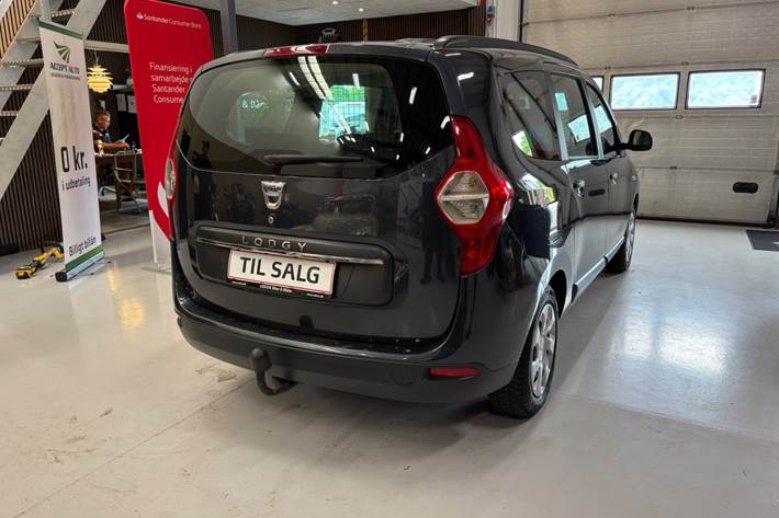 Grå Dacia Lodgy fra 2021