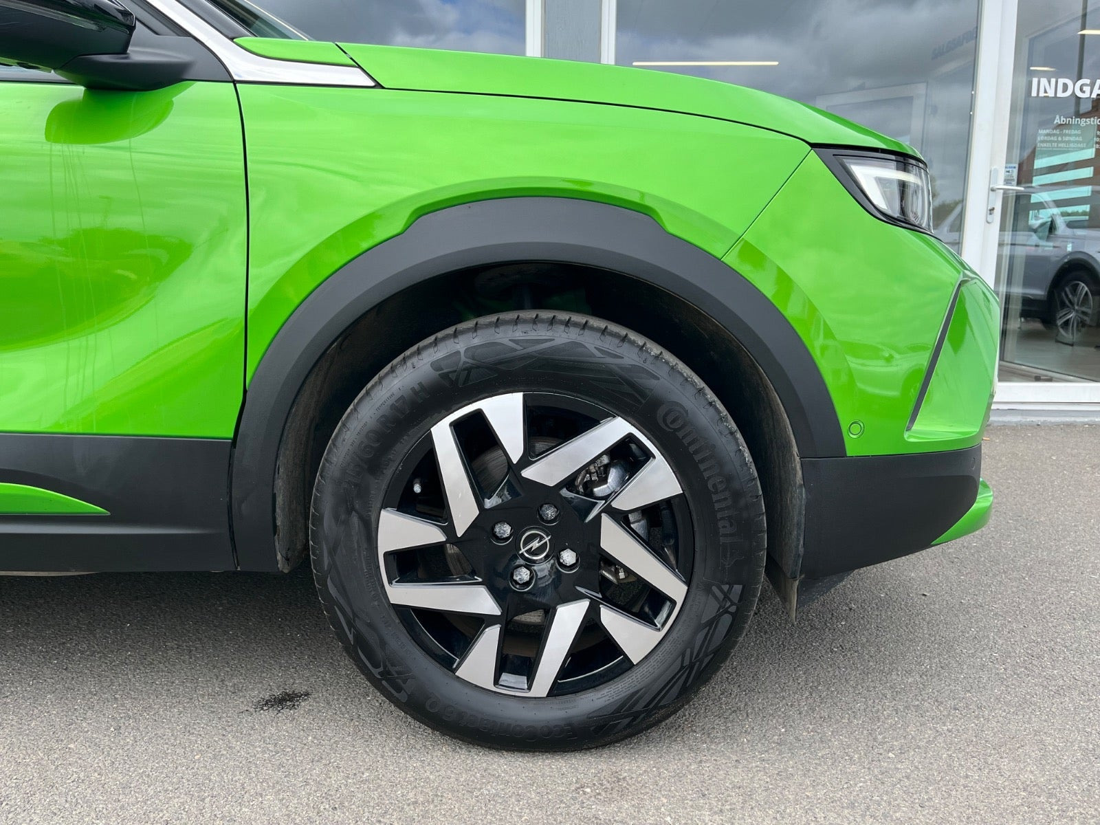 Grøn Opel Mokka-e fra 2024