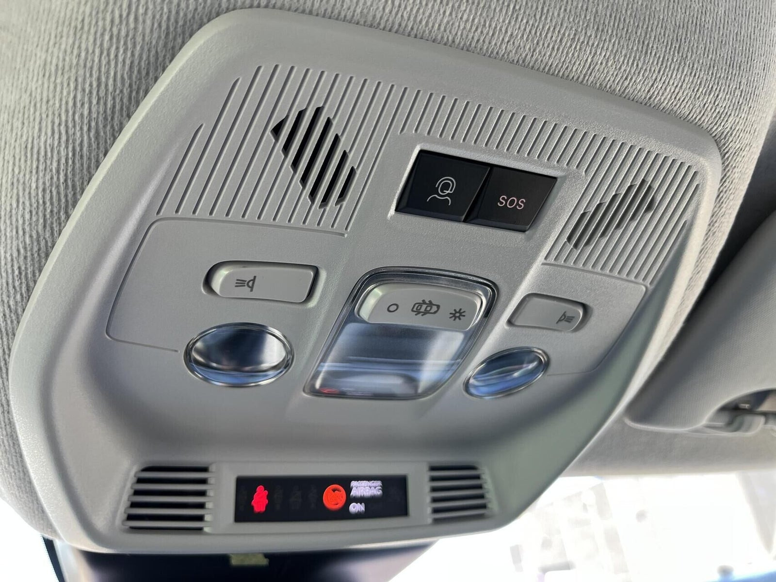 Rød Citroën e-C3 Aircross fra 2025