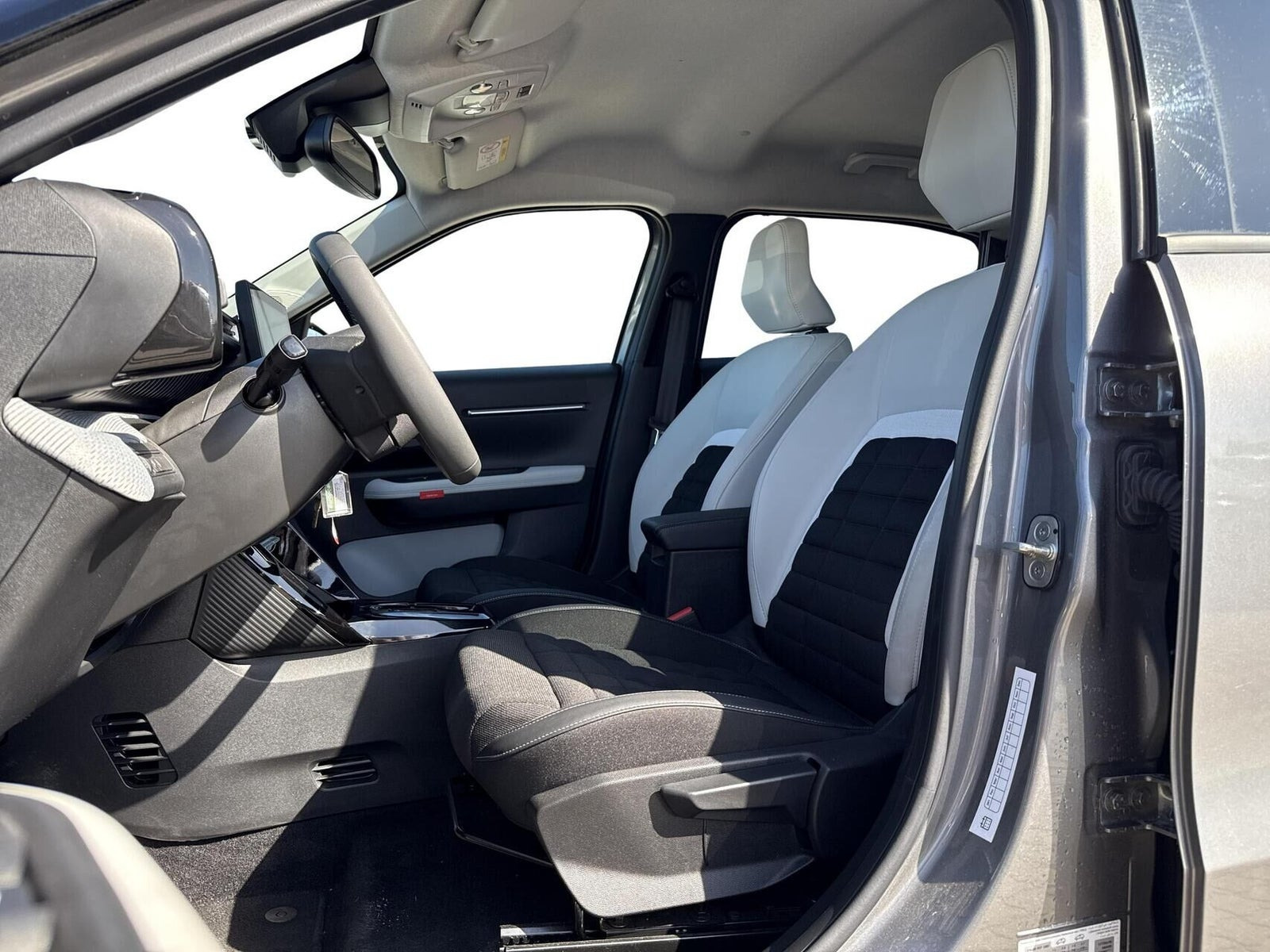 Grå Citroën e-C3 Aircross fra 2025