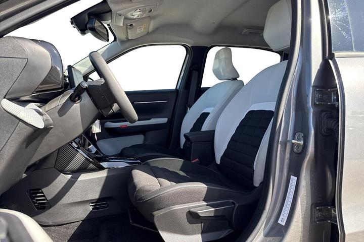 Grå Citroën e-C3 Aircross fra 2025
