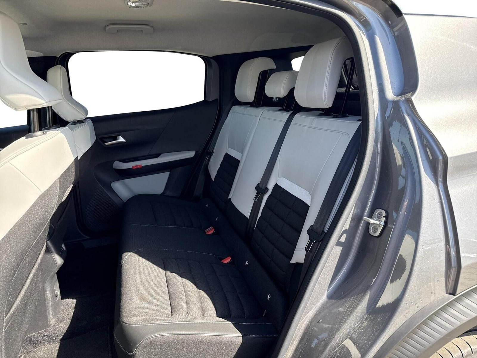 Grå Citroën e-C3 Aircross fra 2025
