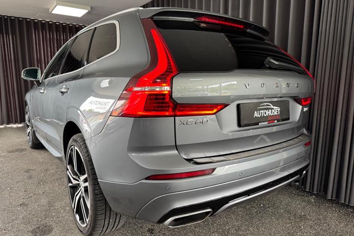 Grå Volvo XC60 fra 2019
