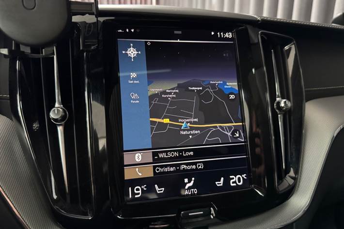 Grå Volvo XC60 fra 2019