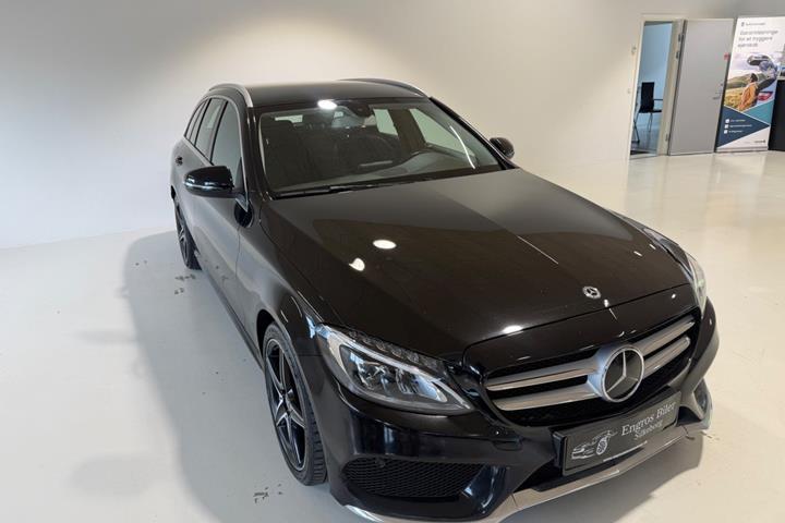 Sort Mercedes C220 d fra 2017