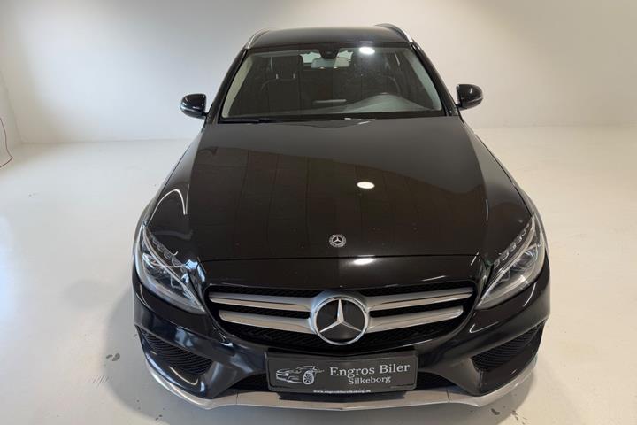 Sort Mercedes C220 d fra 2017