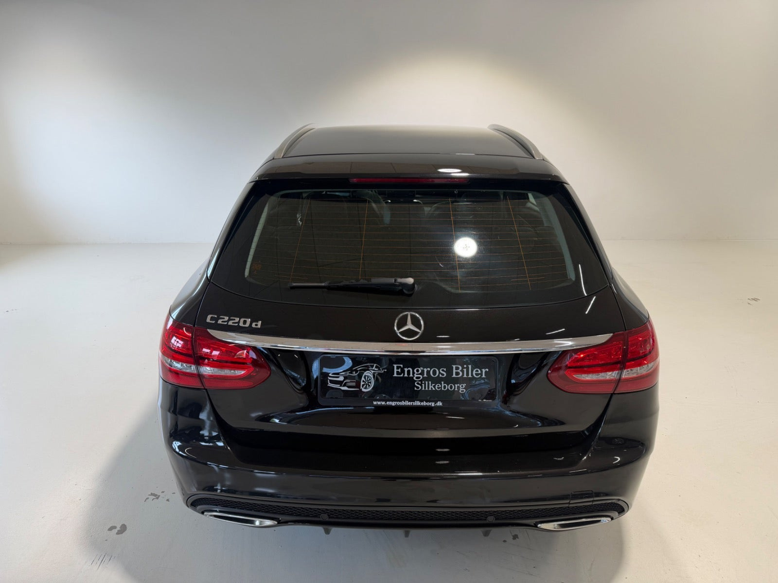Sort Mercedes C220 d fra 2017