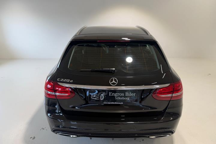 Sort Mercedes C220 d fra 2017
